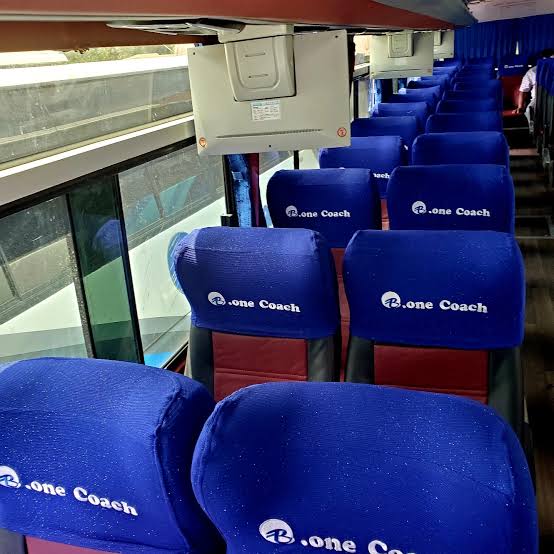 B.one Coach bus