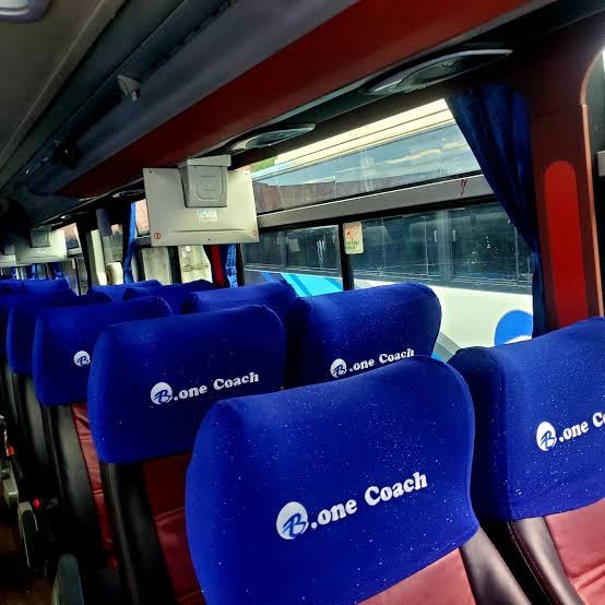 B.one Coach bus